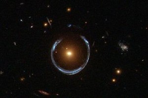 320px-A_Horseshoe_Einstein_Ring_from_Hubble[1]